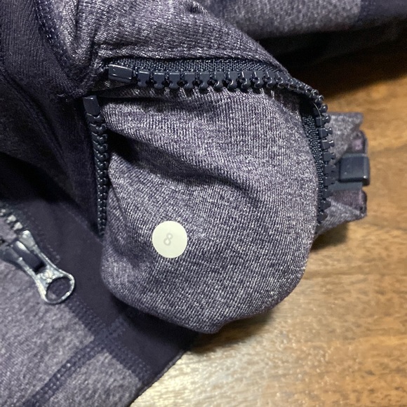 Lululemon Define Heathered Jacket Size 8 - Picture 5 of 9